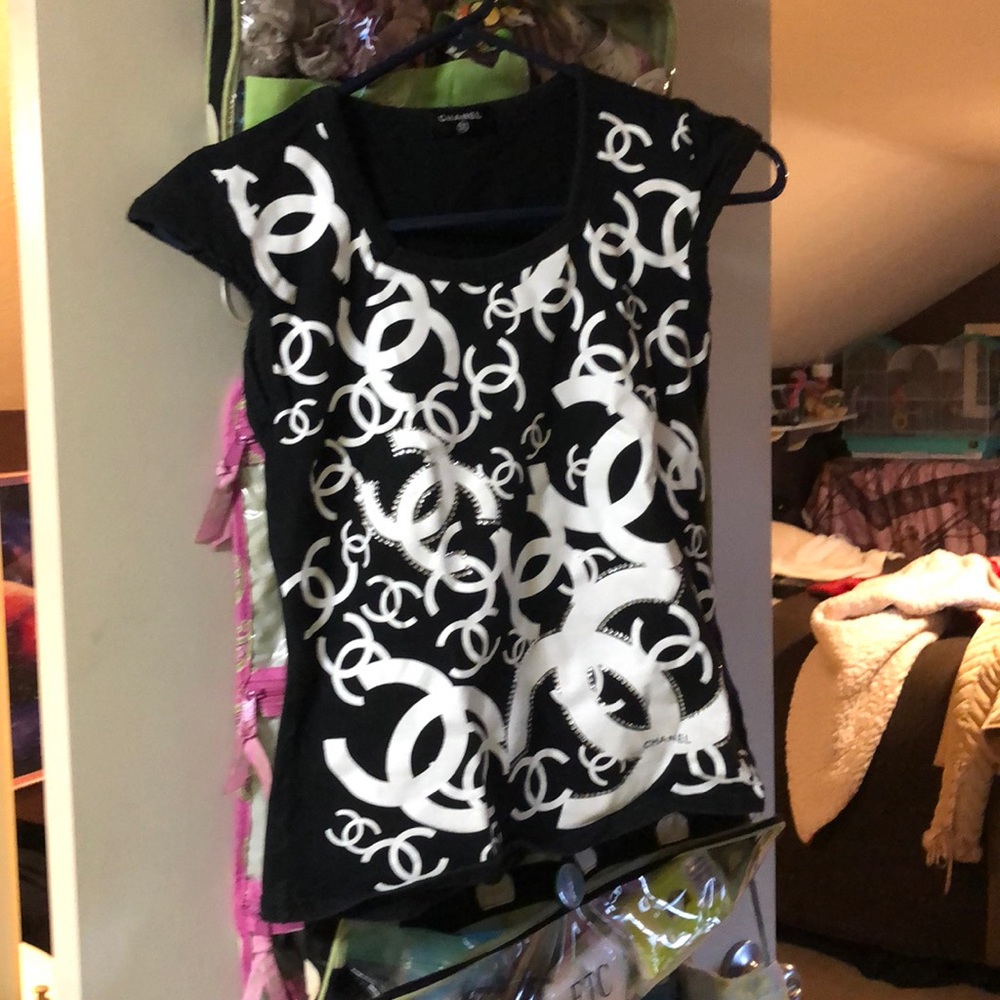 Chanel top